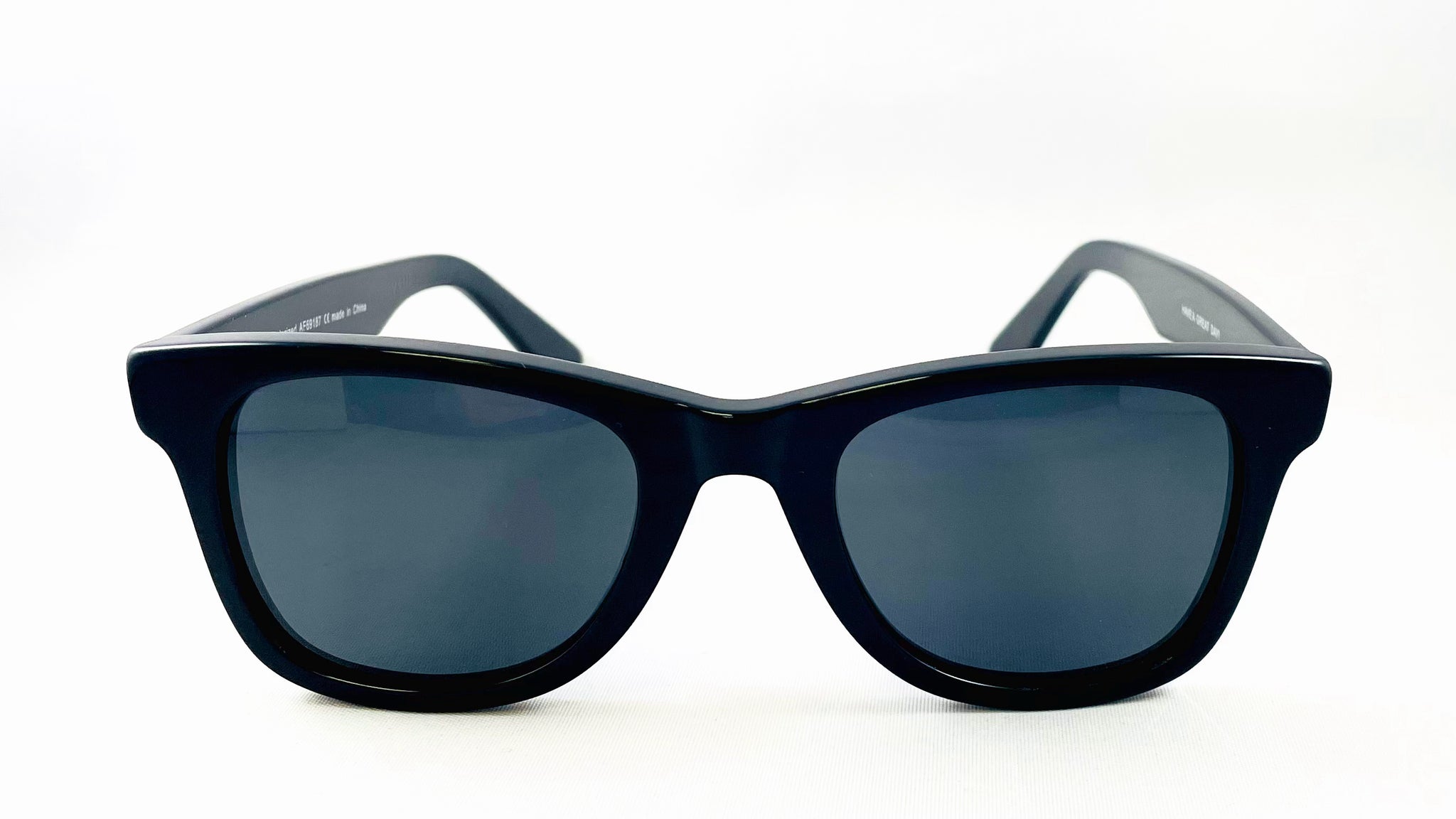 Dylan_black_front_2048x.jpg?v=